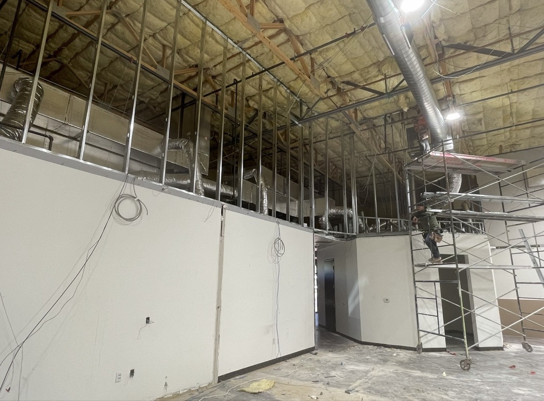 Large-scale commercial metal framing and drywall installation
